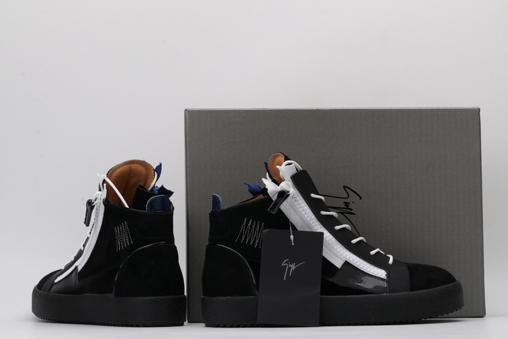 C*L Sneaker